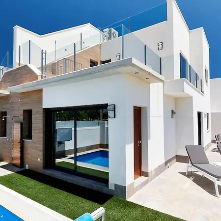 Villa 6-8p-6 Beds-swimming Pool With Jacuzzi *