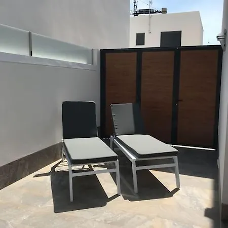 6-8p-6 Beds-swimming Pool With Jacuzzi Villa